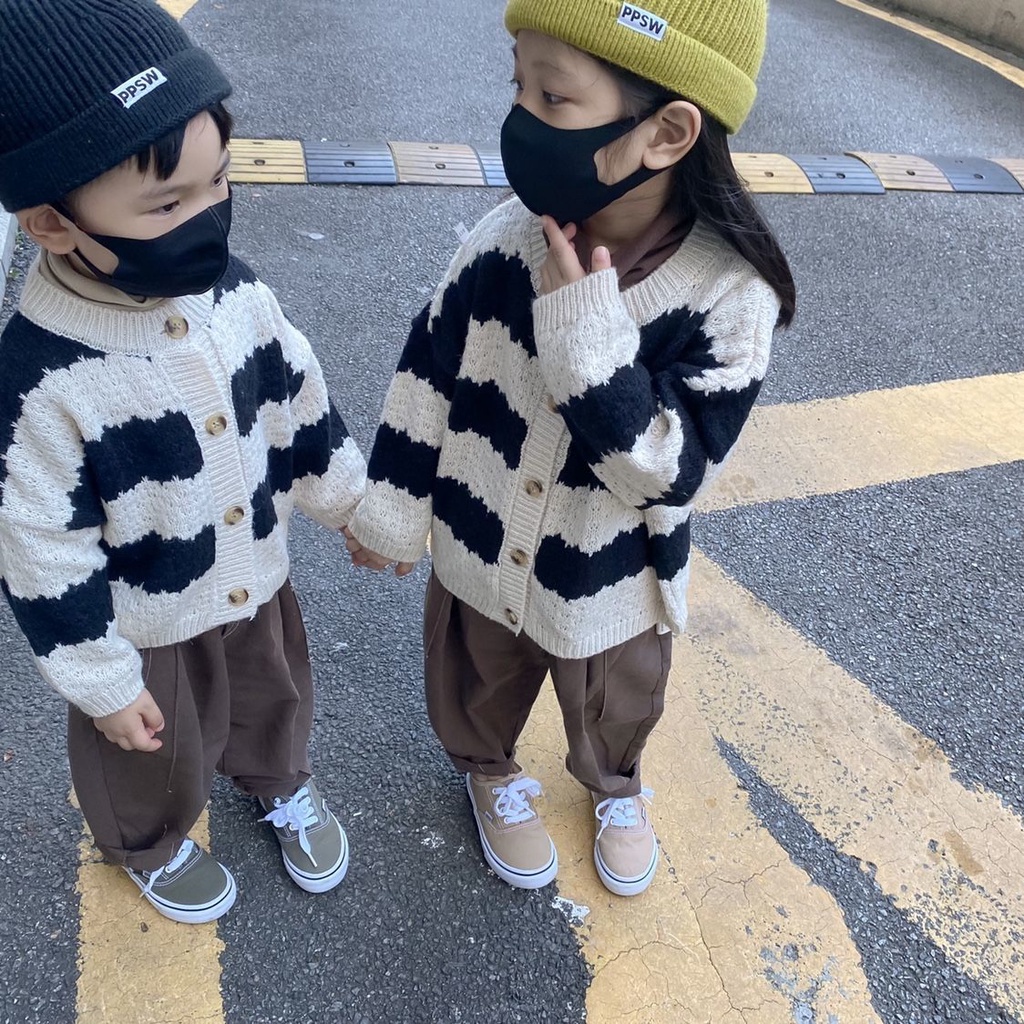 Áo khoác cardigan kẻ sọc xinh xắn thời trang dành cho bé