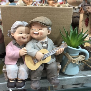 Tượng trang trí ông bà anh mới