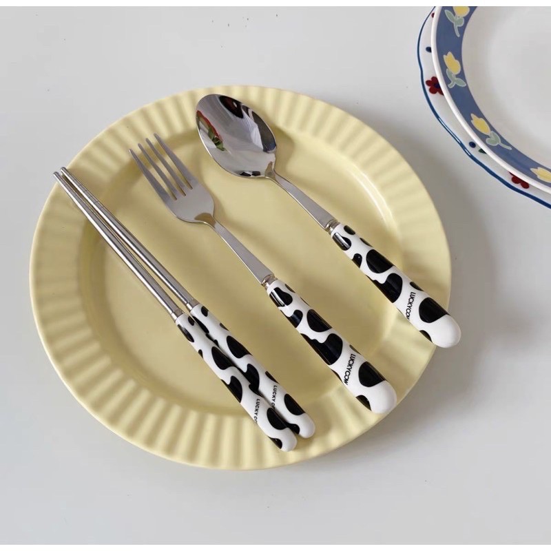 Set Đũa Thìa Cá Nhân Bò Sữa Siêu Xinh