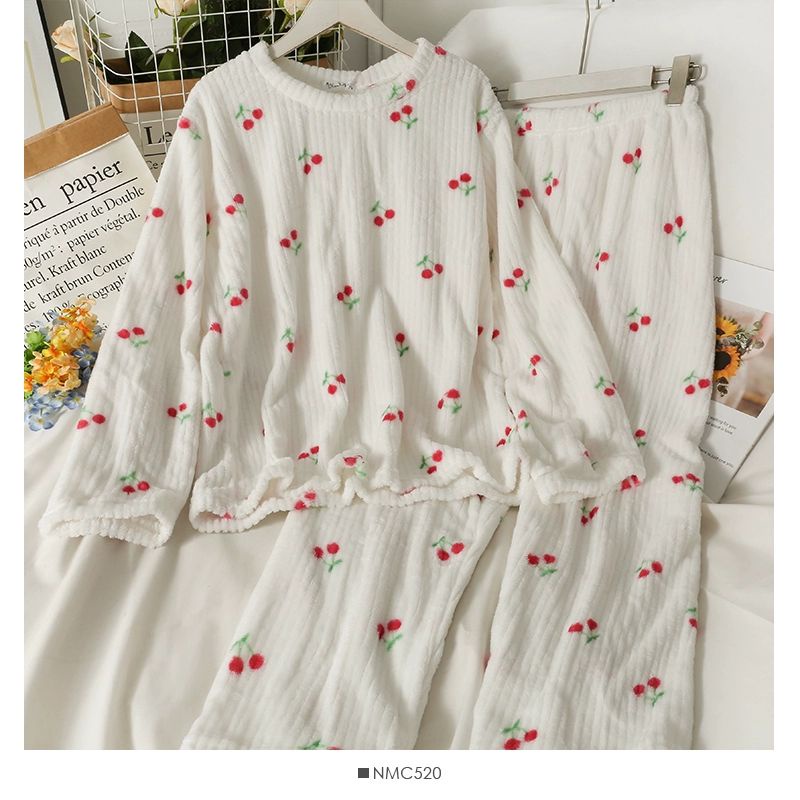 Bộ đồ ngủ mùa đông nhung lông dọc( hàng order) | BigBuy360 - bigbuy360.vn