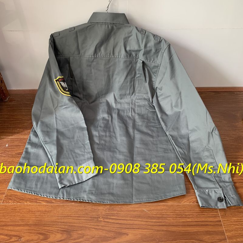 Áo bảo vệ tay dài màu xám kèm logo vải kaki 65/35 thấm hút mồ hôi