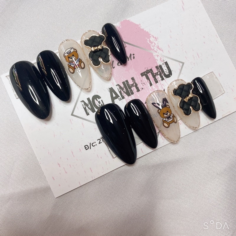 nail box gấu đen