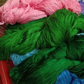 cuộn chỉ thêu to 100 sợi