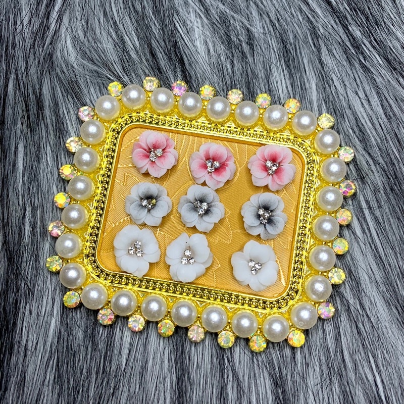 Hoa bột nail,hoa gắn móng chân nhuỵ đá trang trí móng