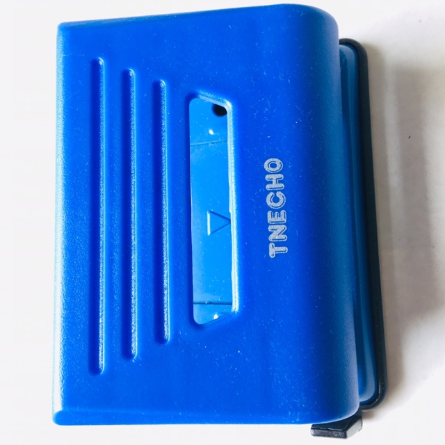 Bấm 2 lỗ 837