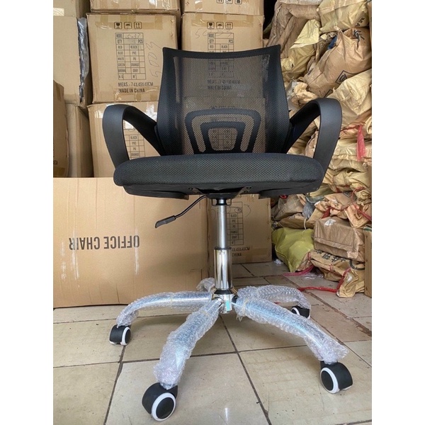 Ghế xoay văn phòng có tựa đầu