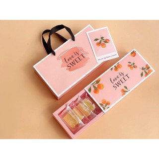 bộ túi hộp đựng bánh dứa màu hồng kích thước 23.5x10cm