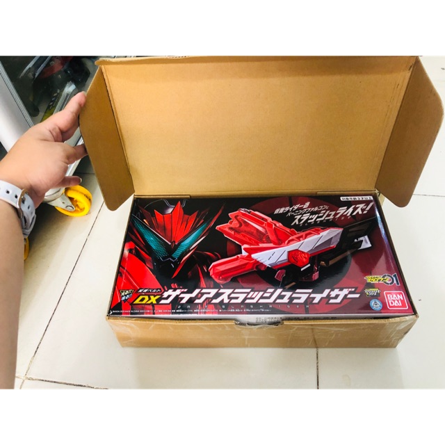 Đồ chơi siêu nhân Kamen Rider Zero-One 01 DX Zaia Slashriser & Burning Falcon Progrisekey limited