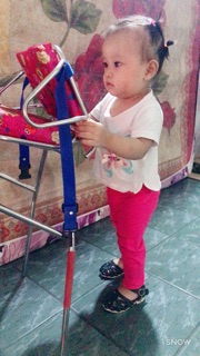 Quần legging rách bé 8-20kg