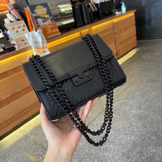 Túi Đeo chéo giả vân cói đan