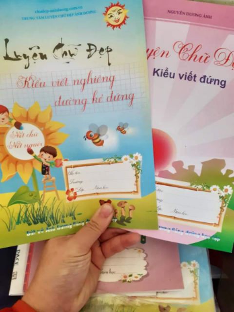 Com bo vở luyện chữ đẹp