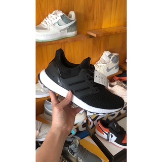 Giày thể thao ultra boost đen