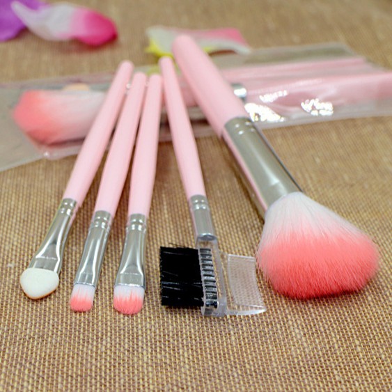 Set 5 cọ trang điểm loại nhỏ màu hồng dùng để làm đẹp