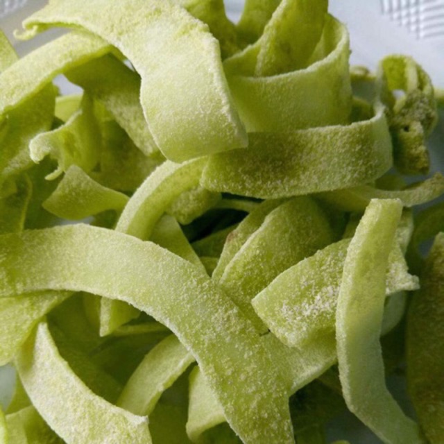 Mứt dừa non lá dứa