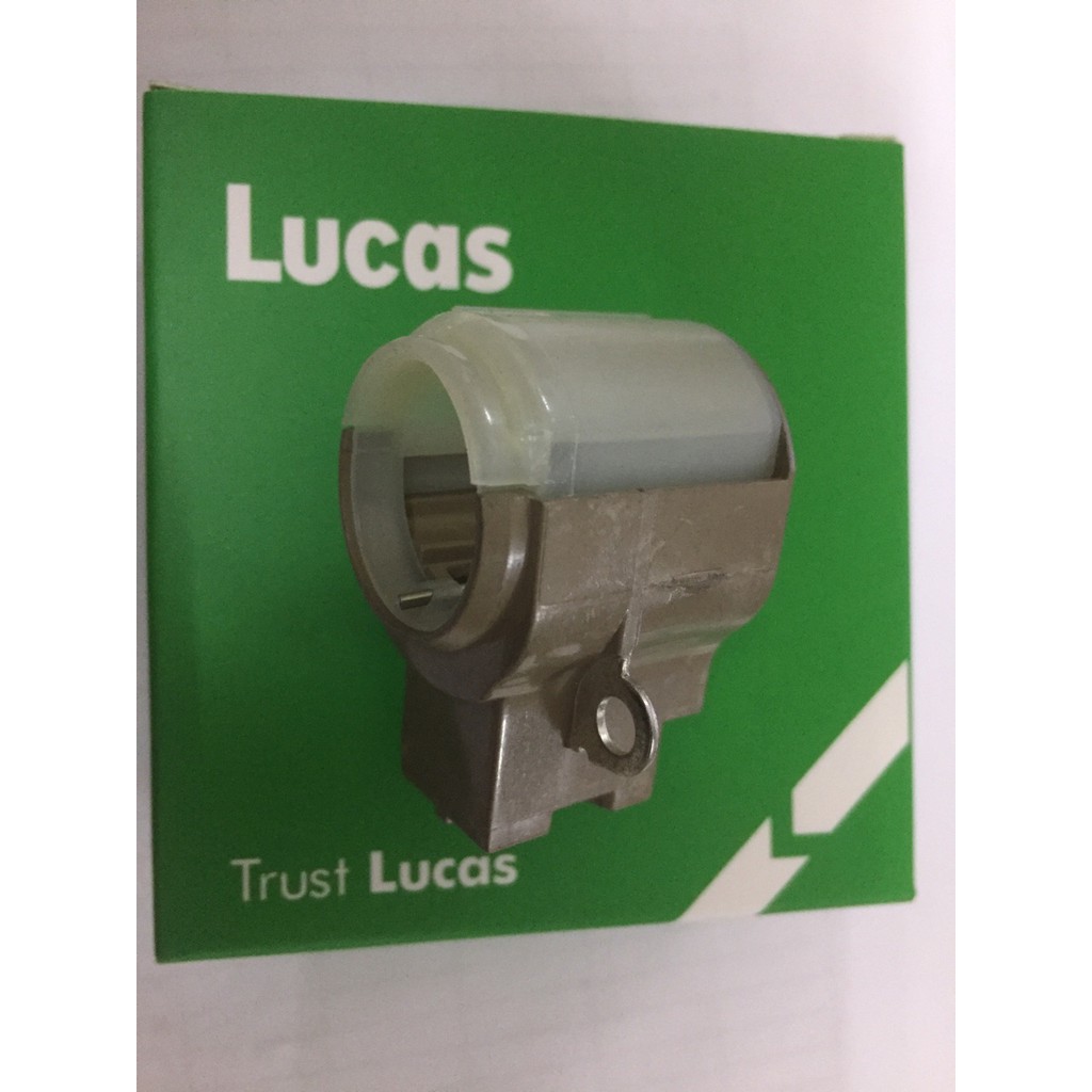 Giá than máy phát xe Toyota Vios nhãn hiệu Lucas  LCH-TY104-001005