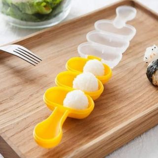 Khuôn nặn cơm bento