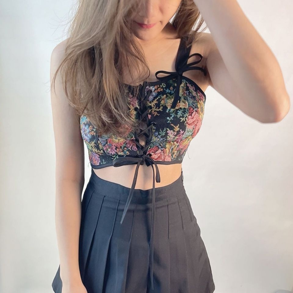 Áo hai dây họa tiết hoa màu đen phong cách retro Pháp