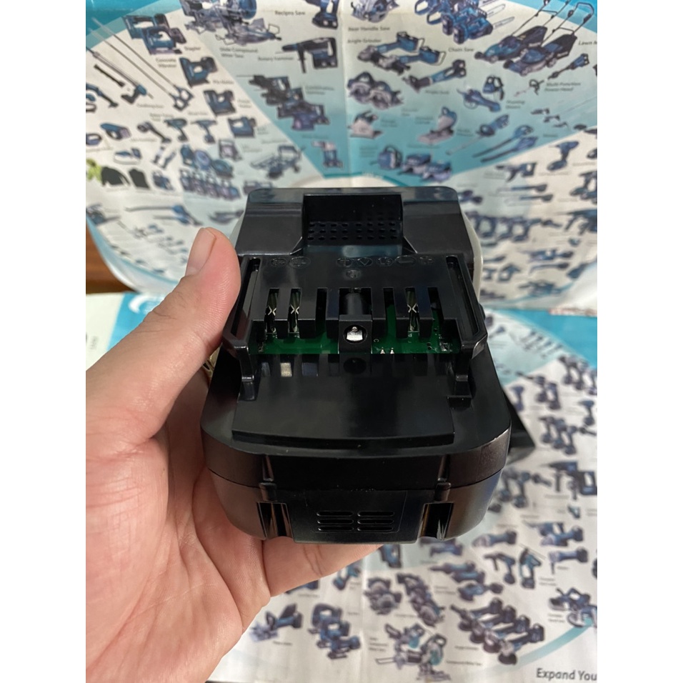 Pin Hitachi 18V 5ah nhận sạc adapter. BN.