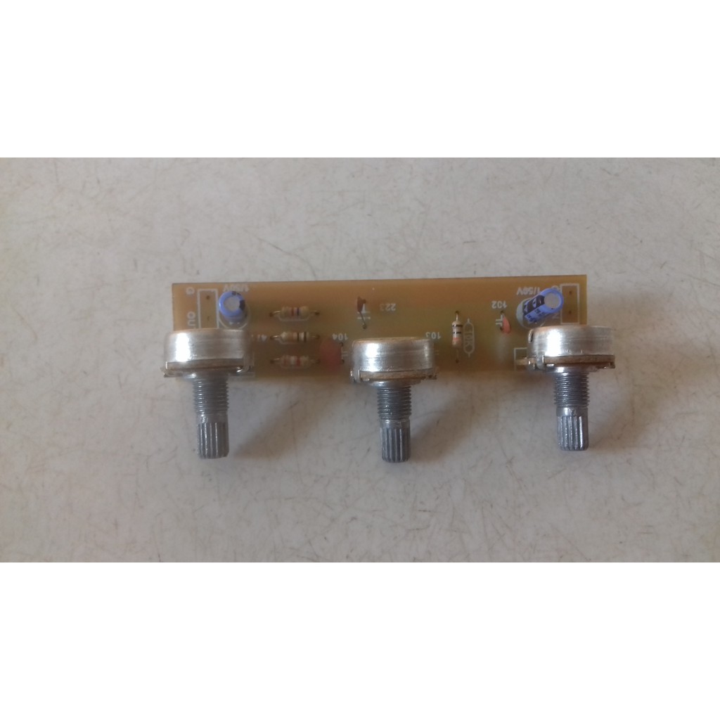 Mạch bass treble , tăng giảm âm lượng