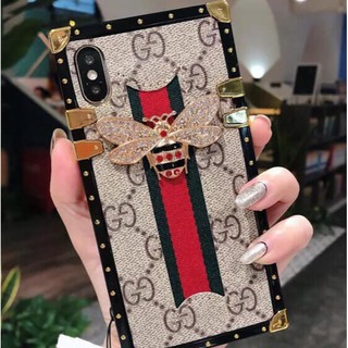 Ốp Vuông Iphone Sang Chảnh