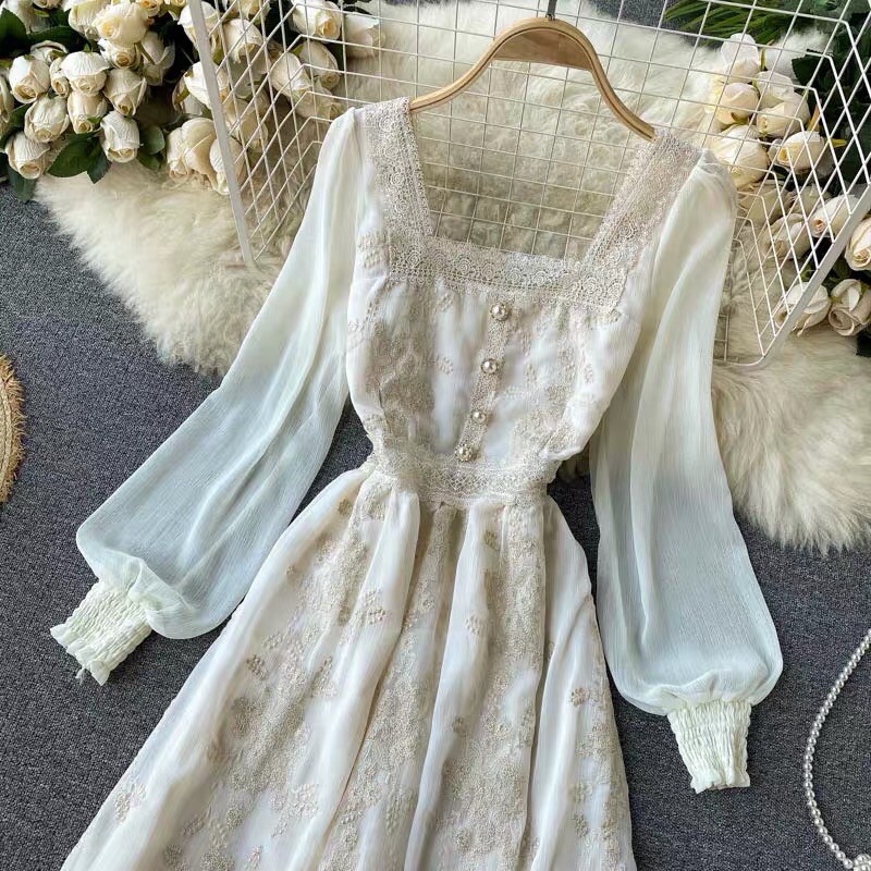 [HÀNG ORDER] Đầm tiểu thư Vintage thêu hoa văn nổi cổ vuông tay dài bồng