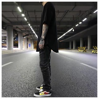 Áo thun tay lỡ Longtee basic, vạt bầu form rộng