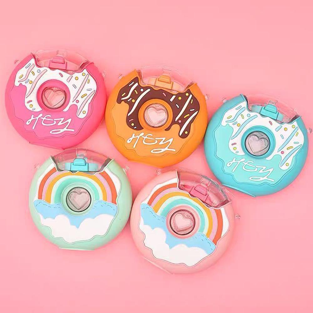 Bình Nước 380ml Hình Bánh Donut Chống Rò Rỉ Kèm Dây Đeo Dễ Thương Cho Bé