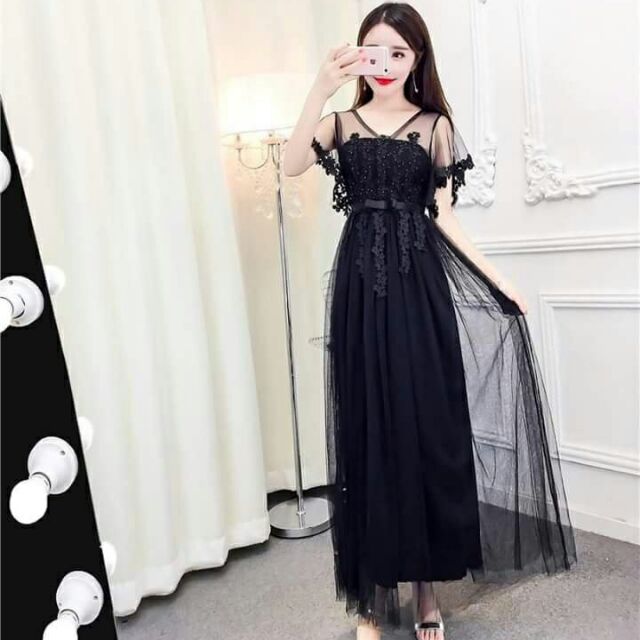 Đầm lưới xòa đính ren hoa ngọc
