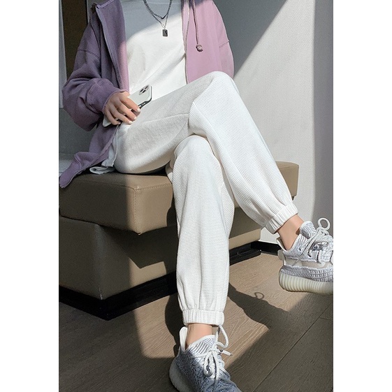 Quần Jogger Vải Tổ Ong Hot Hit 4 Màu Đen Trắng Ghi Nâu 2021 C. Novembre QJG04