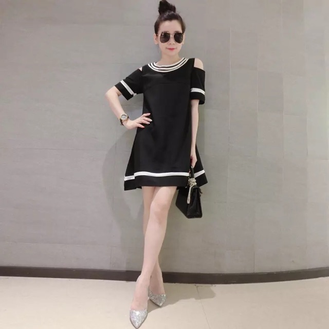Đầm len rớt vai
