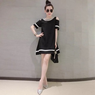 Đầm len rớt vai