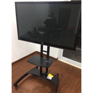 GIÁ TREO ,CỘT TI VI DI ĐỘNG NB AVA1500 Bắt Dọc màn hình ti vi được (32 -75 INCH)