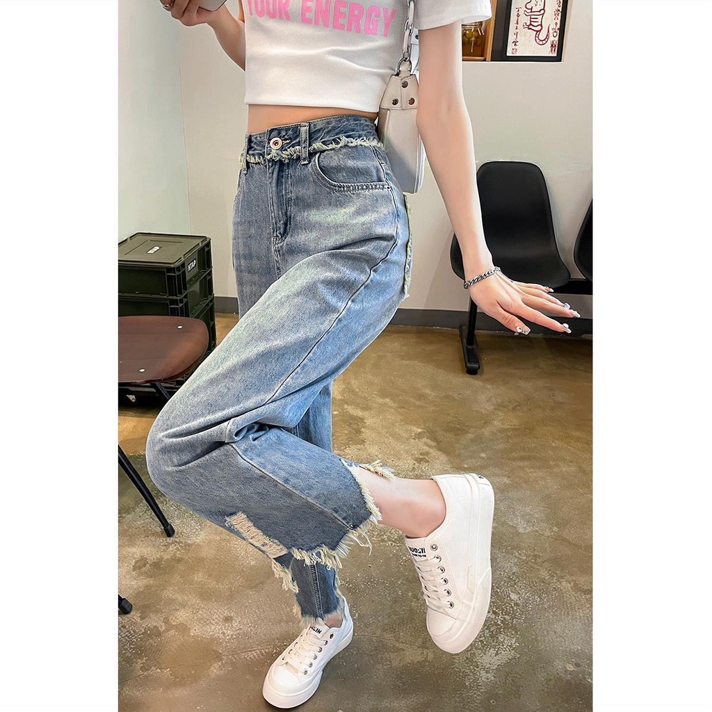 Quần Jeans Nữ Lưng Cao Dáng Rộng Rách Gối Cá Tính