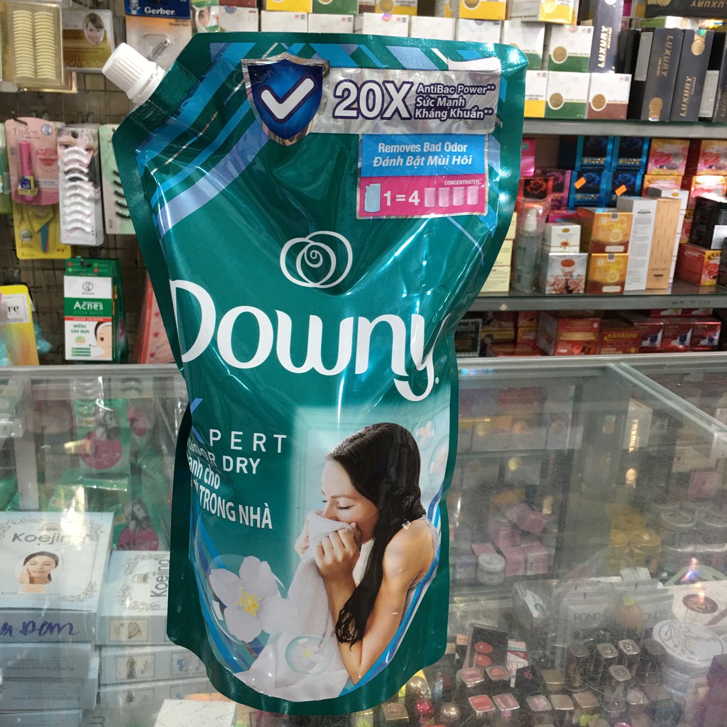 Nước xả vải Downy Expert phơi trong nhà túi 1.4lít