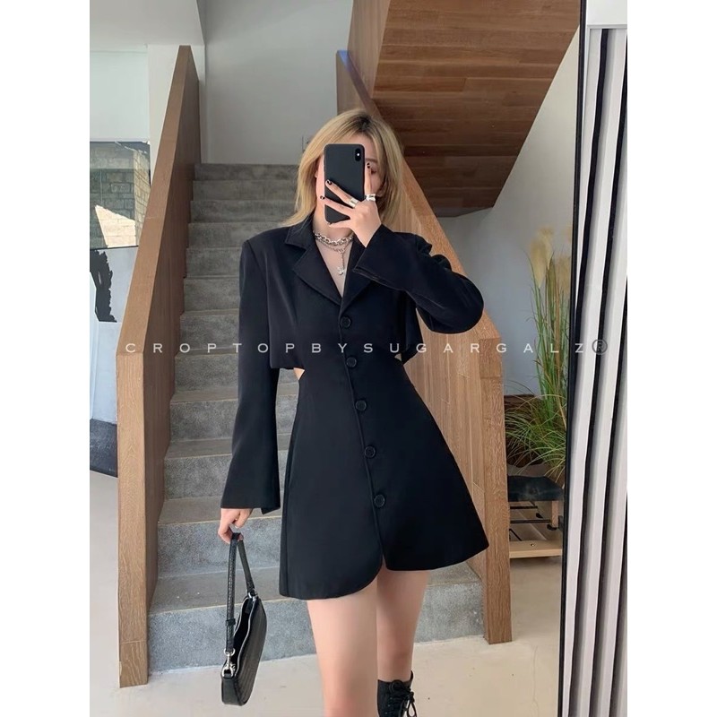Váy đầm cổ vest chân A xoè cut-out tạo eo thon Tinker