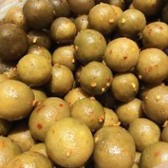 Sấu giòn lắc muối ớt 100g / 250g / 500g