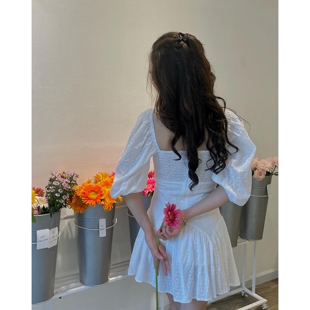 ICHIE.STUDIOS  | MEI DRESS- Đầm trắng thêu hoa mai