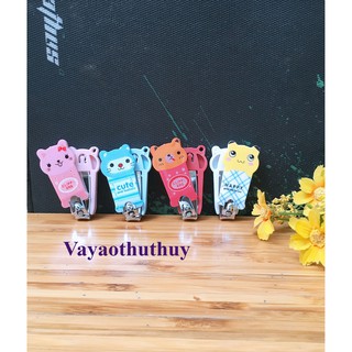 : bấm móng tay kute