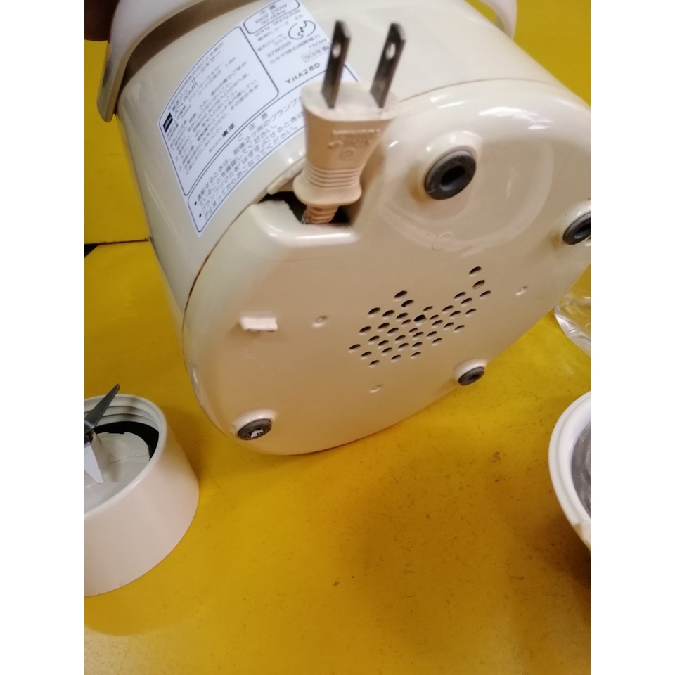 Máy xay sinh tố nội địa Nhật Toshiba JC-L80MR (YHA28D) (xay + ép) (210W-700ml)