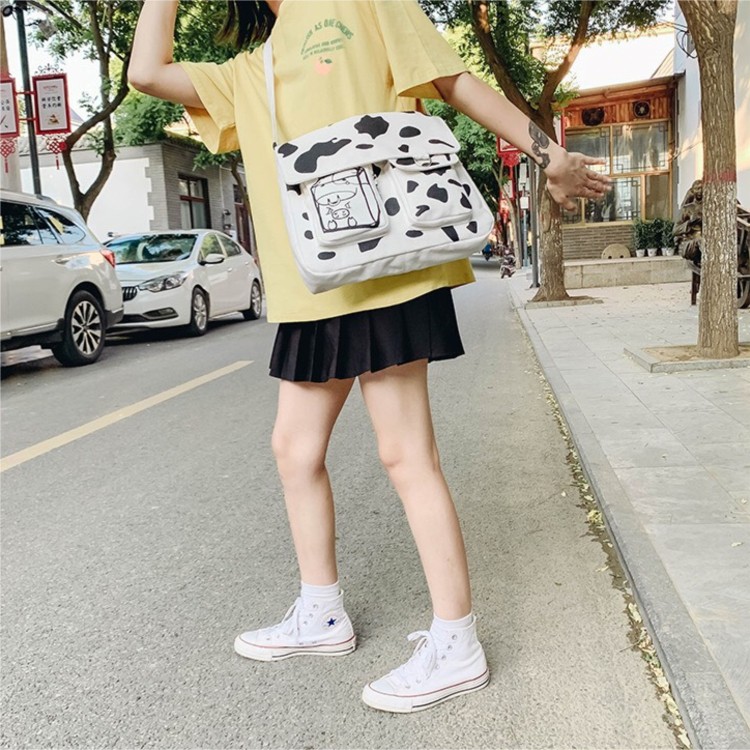 Túi vải đeo chéo bò sữa hot trend đi học đi chơi ZIMI phong cách Hàn Quốc