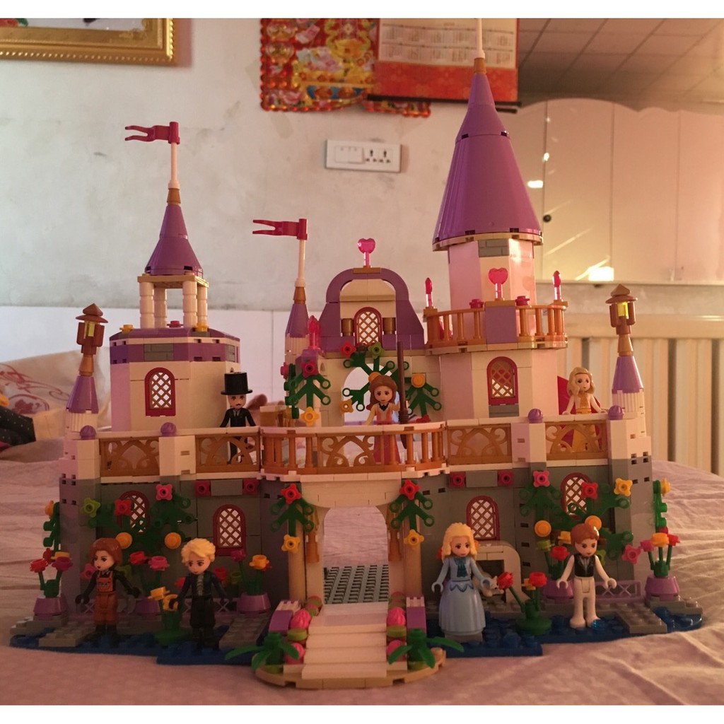 Set 731 mảnh đồ chơi lắp ráp Lego DIY họa tiết lâu đài công chúa Windsor dành cho bé