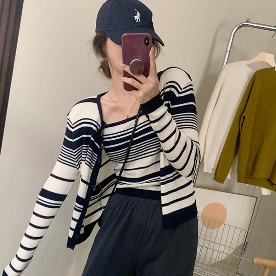 【ZHELIHANGFEI】Áo Cardigan Dệt Kim Không Tay Lưng Cao Họa Tiết Kẻ Sọc Thời Trang Cho Nữ