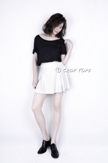 Áo Croptop tay ngắn dáng thụng cổ tròn basic
