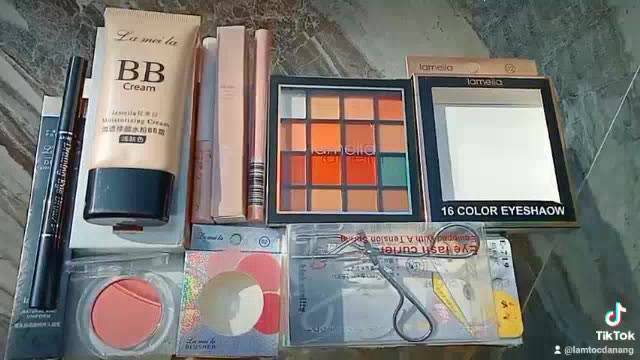 Bộ trang điểm Lameila dành cho người tập makeup (Chính Hãng) | BigBuy360 - bigbuy360.vn