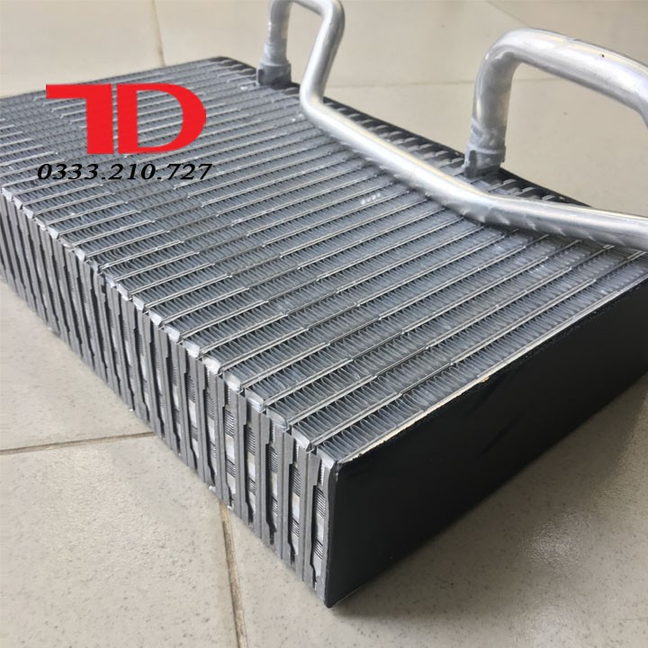 Dàn lạnh điều hòa có kèm van tiết lưu dùng cho xe đầu kéo, xe Benz, Xe Bê tông Dongfeng Chenglong Hải Âu HBS CZ08823