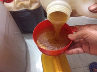 Sỉ 2 lít mật ong nguyên chất