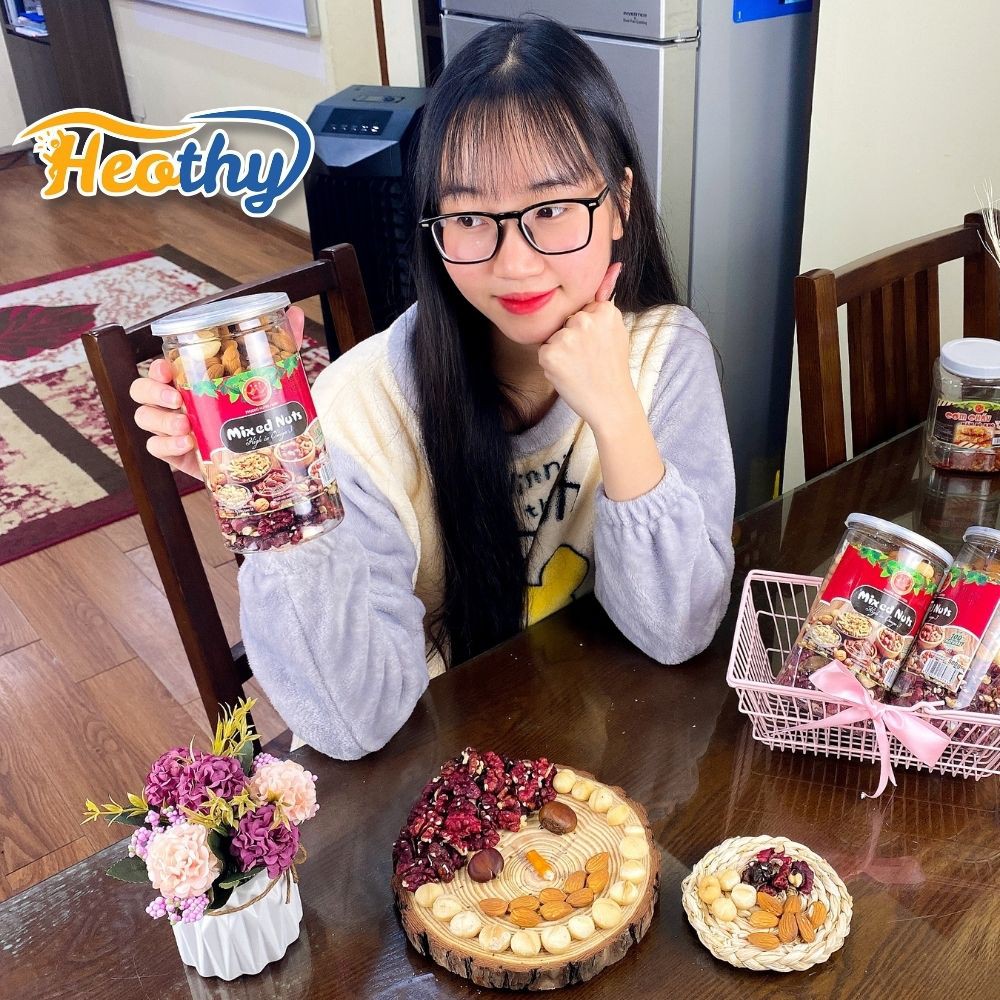 Hạt dinh dưỡng mix 3 loại hạt hạnh nhân, hạt macca, hạt óc chó 500gr Heothy Food, đồ ăn vặt Việt nam chất lượng cao