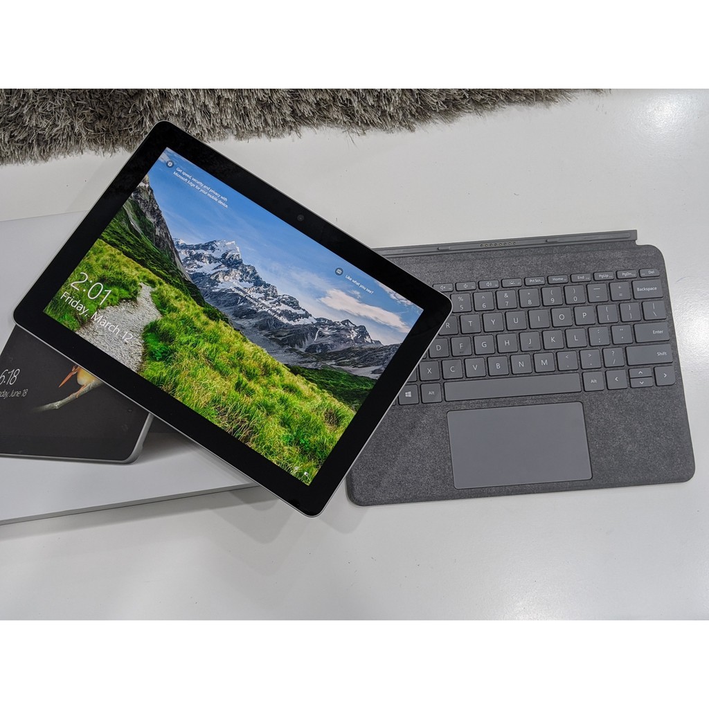 Máy tính bảng Microsoft Surface Go ram 8GB , SSD 128GB , 2 trong 1 kèm bàn phím và sạc chính hãng tại Playmobile | BigBuy360 - bigbuy360.vn