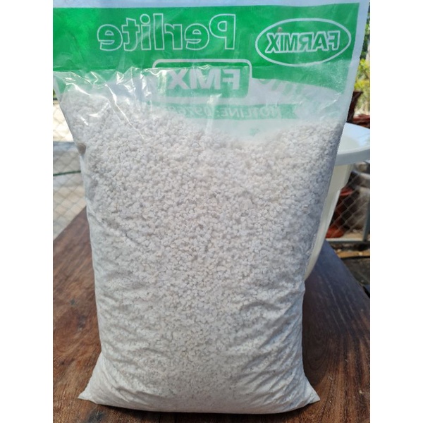 GIÁ THỂ ĐÁ PERLITE (ĐÁ TRÂN CHÂU) NAMIX  GIÚP TƠI XỐP, GIỮ DINH DƯỠNG GÓI 10l