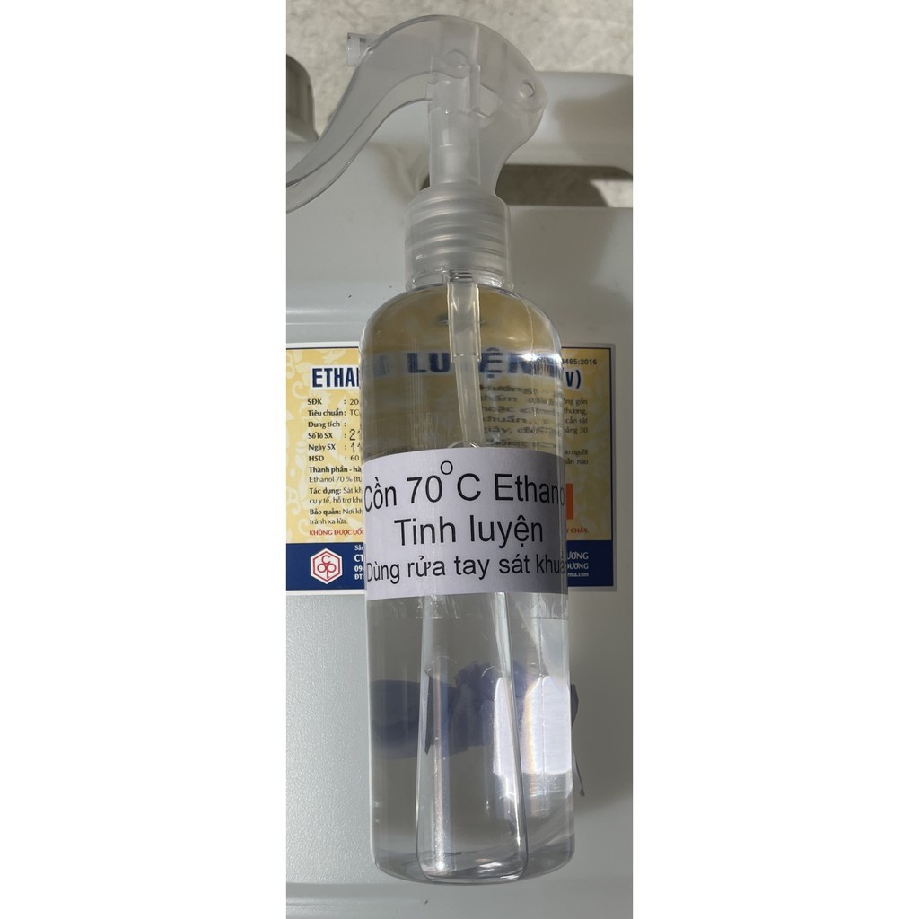 Chai cồn xịt 100ml,250ml, dùng sát khuẩn tay cho nhân viên văn phòng